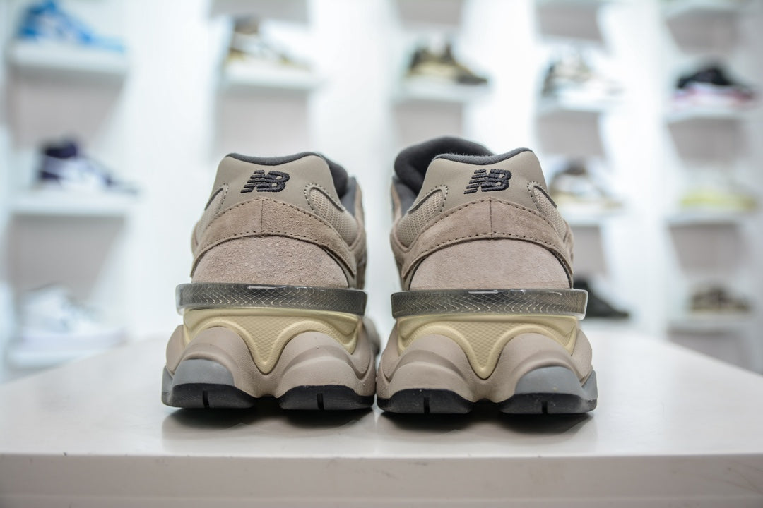 New Balance 9060 - Beige/Grijs