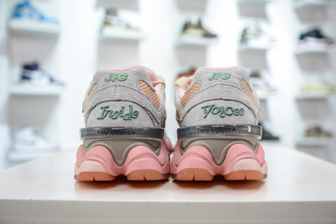 New Balance 9060 - Roze/Grijs