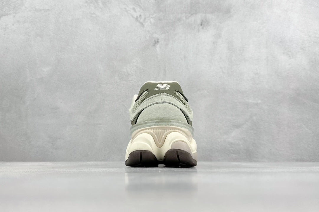 New Balance 9060 - Lichtgroen