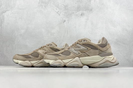 New Balance 9060 - Bruin