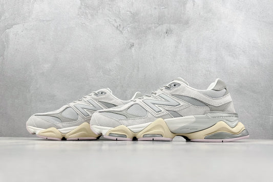 New Balance 9060 - Grijs/Roze