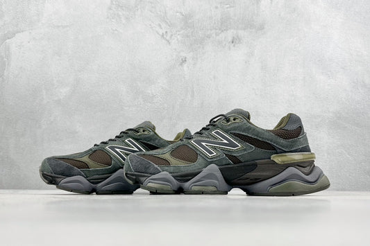 New Balance 9060 - Donkergroen