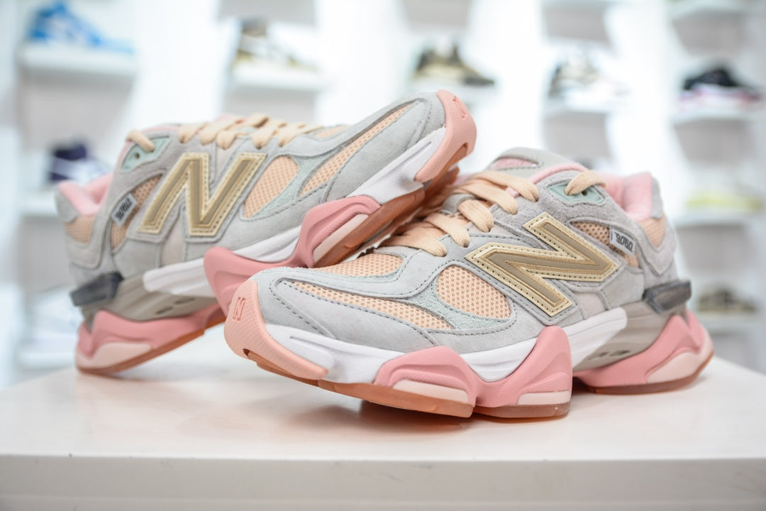 New Balance 9060 - Roze/Grijs