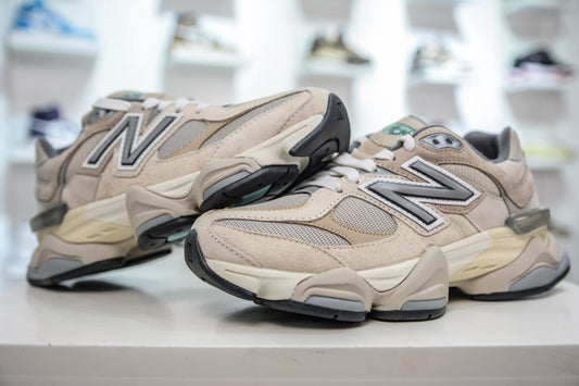 New Balance 9060 - Beige/Grijs