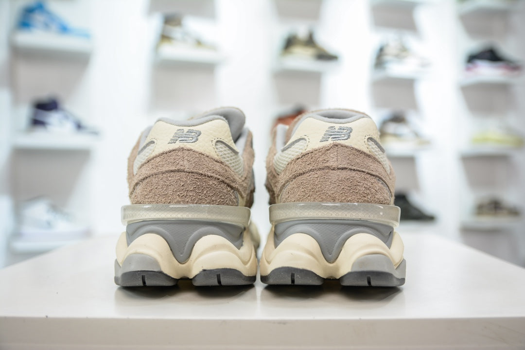 New Balance 9060 - Bruin/Beige