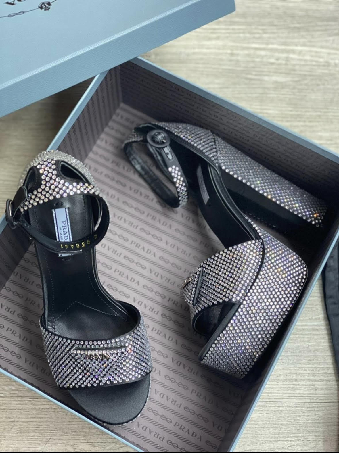 Prada Crystal - Zwart